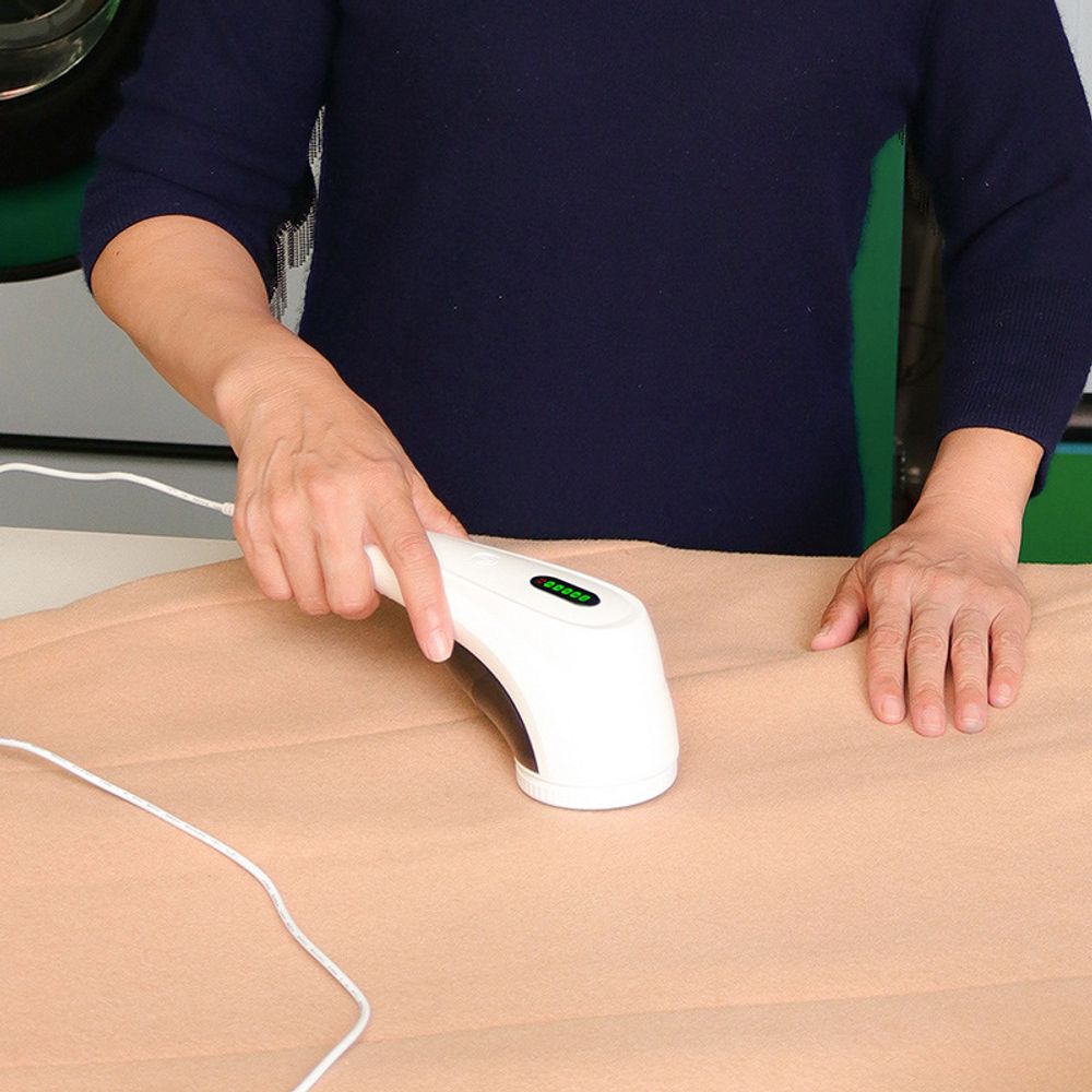 Portable Rechargeable Electric Lint Shaver